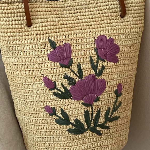 Sezane Josie Basket Bag w/ Flowers NWOT - Picture 4 of 10